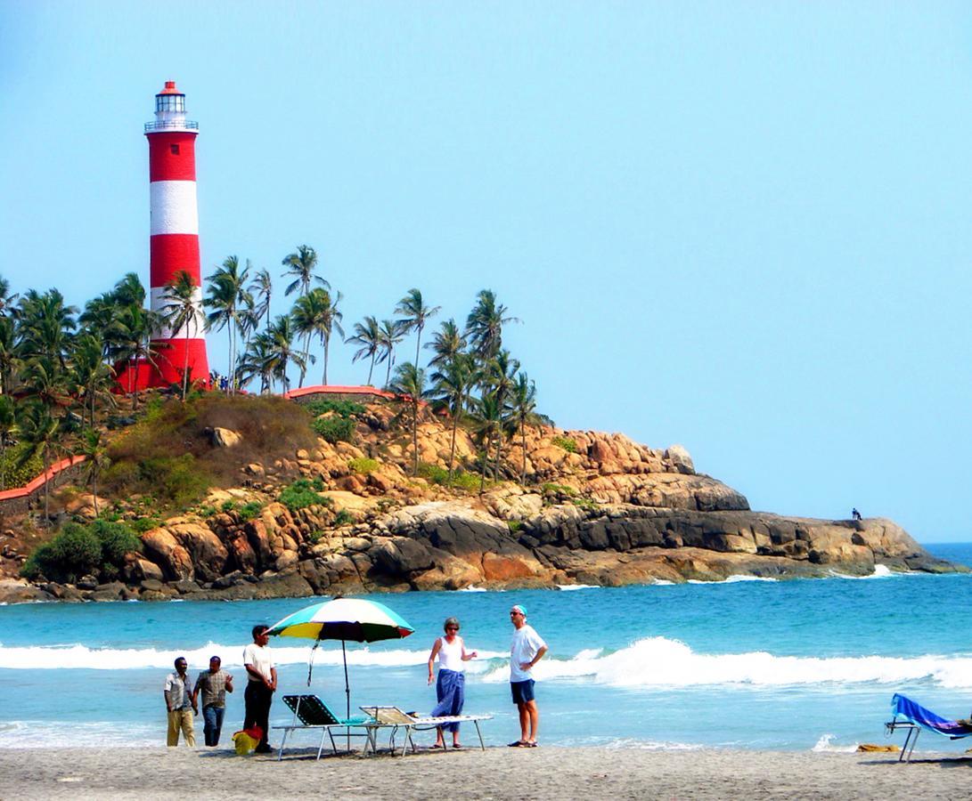 Kovalam Beach Cottage Exterior photo