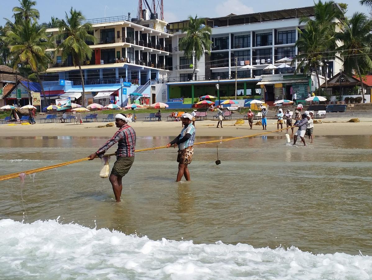 Kovalam Beach Cottage Exterior photo